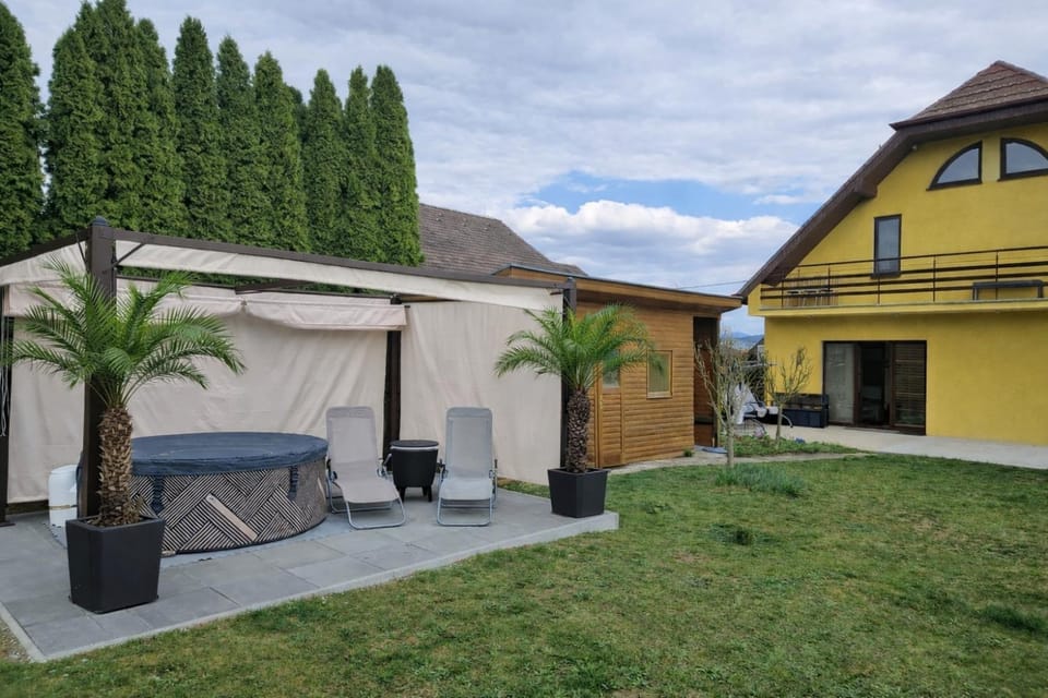 Hot Tub, Spa and wellness centre/facilities