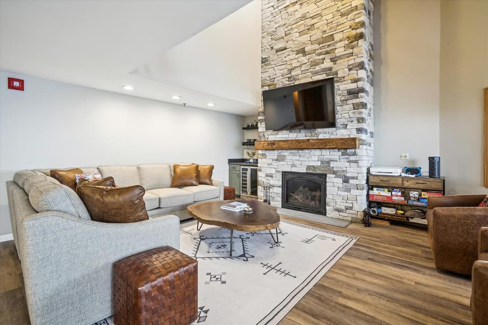 Living room, Evening entertainment, flat iron