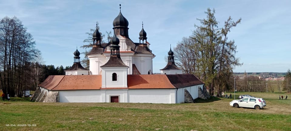 Nearby landmark, Landmark view