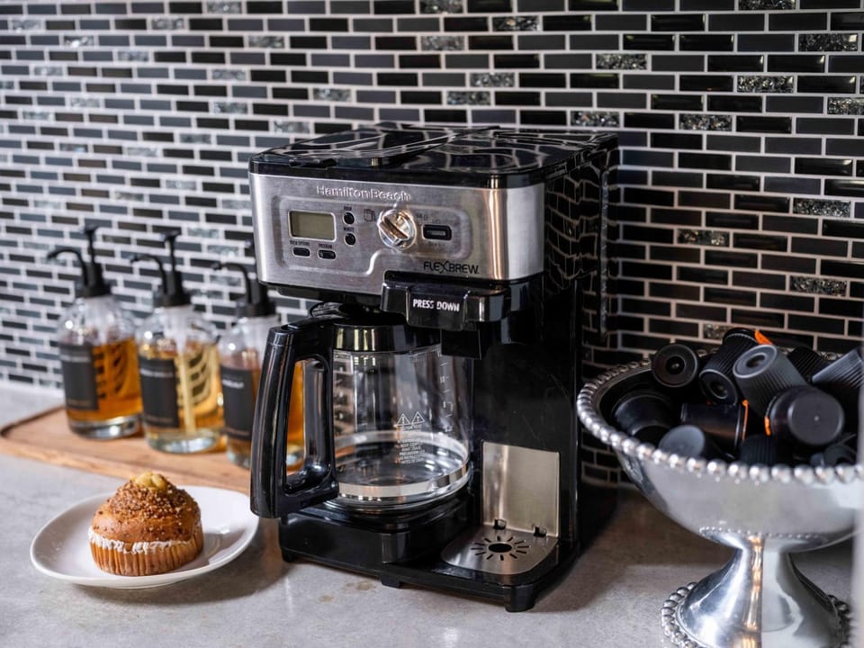 Coffee/tea facilities