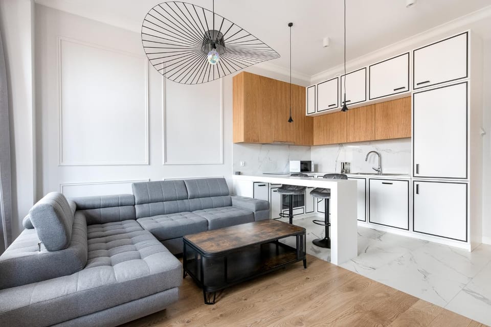 Coffee/tea facilities, Kitchen or kitchenette, Living room, Seating area, Dining area, stove
