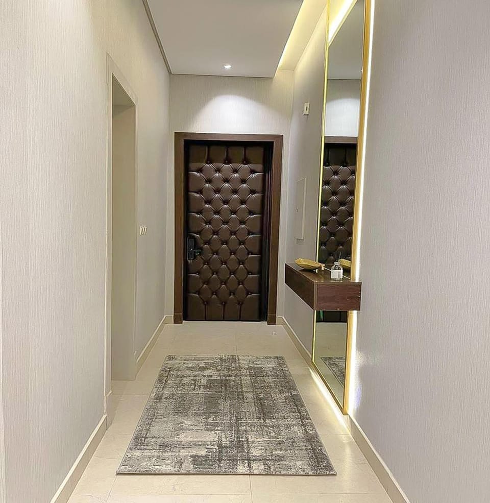 شقة فاخرة حي قرطبة ثلاث غرف وغرفة خادمة Apartment in Riyadh