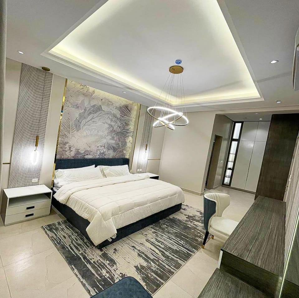 شقة فاخرة حي قرطبة ثلاث غرف وغرفة خادمة Apartment in Riyadh
