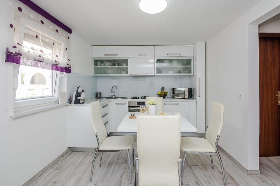 Other, Dining area