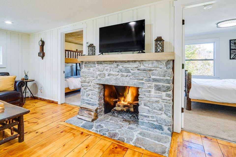 'Mount Pine' Summer Escape Near the Green Mtns! House in Wardsboro