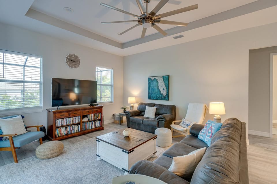 Englewood Escape Near Beaches w/ Private Lanai! House in Florida
