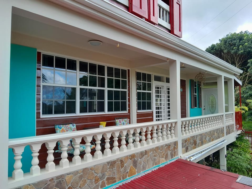 Valley View Apartment in Dominica
