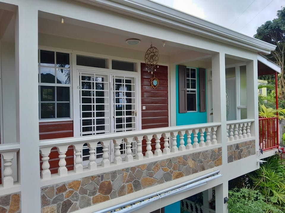 Valley View Apartment in Dominica