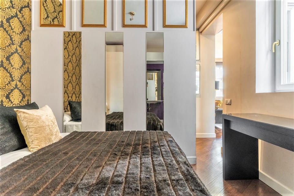 Bed, Bedroom