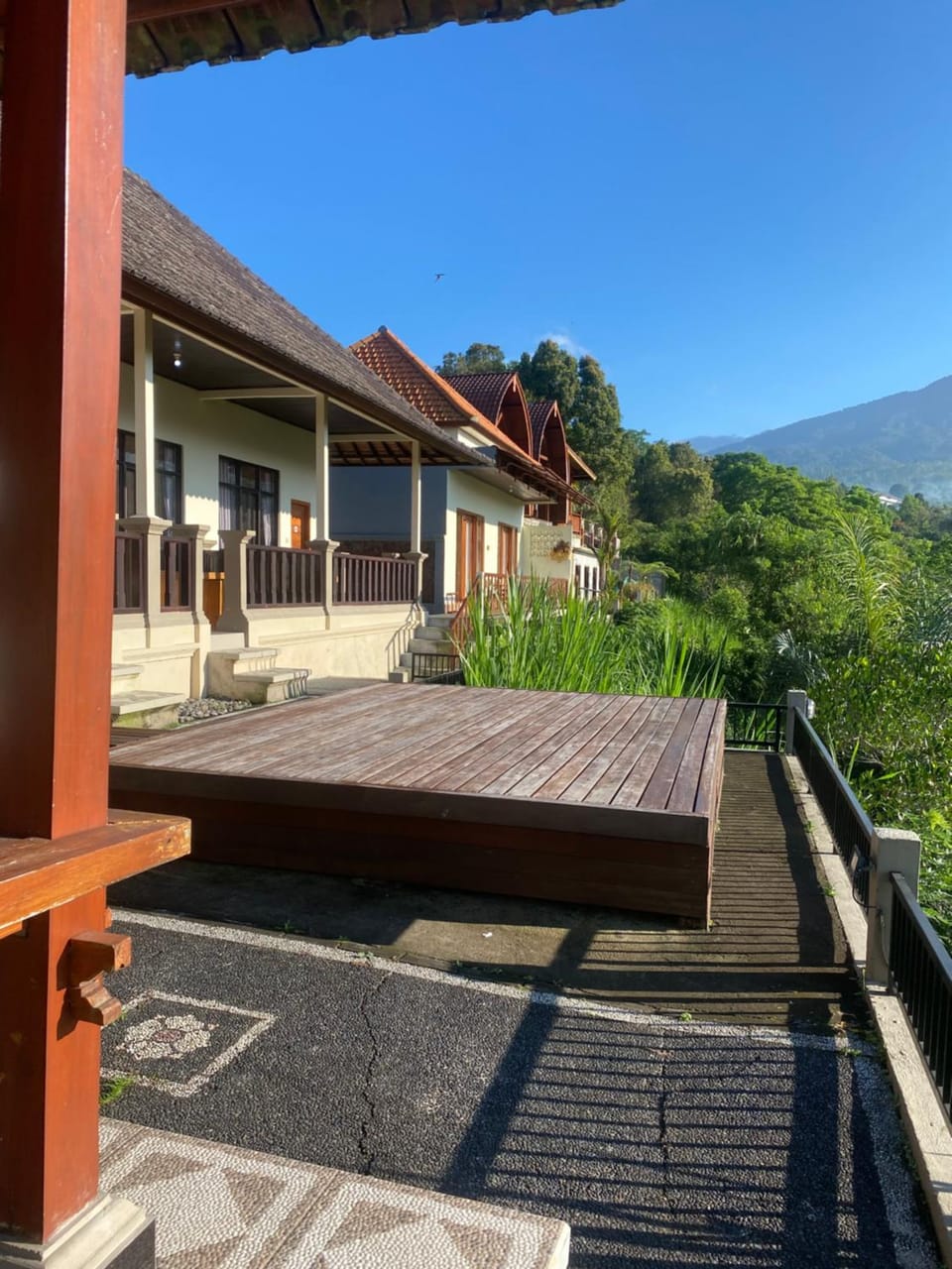 BESAKIH HOMESTAY Bed and Breakfast in Selat