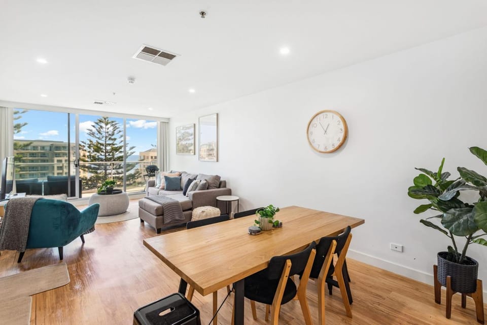 Belle Escapes - Aquarius on Colley Terrace 2 bed-2bath with sea views Apartment in Adelaide