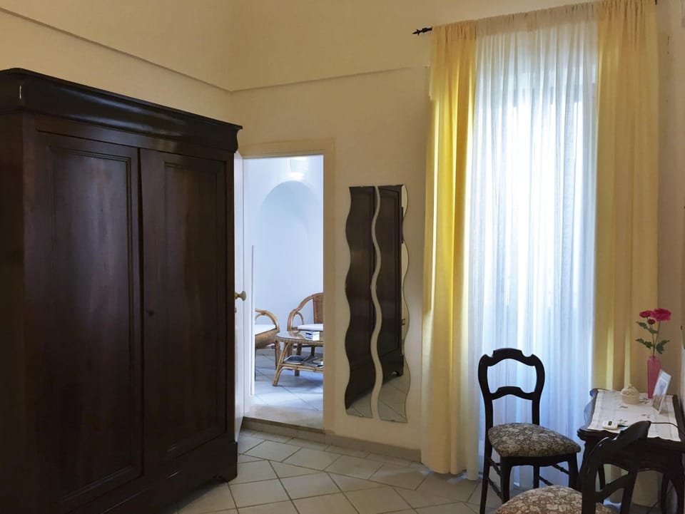 Decorative detail, Bedroom