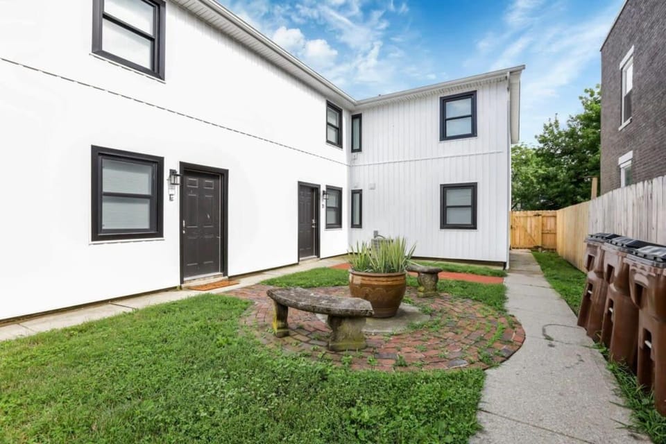 The Schumacher Townhouse - 2 BR Apartment in German Village