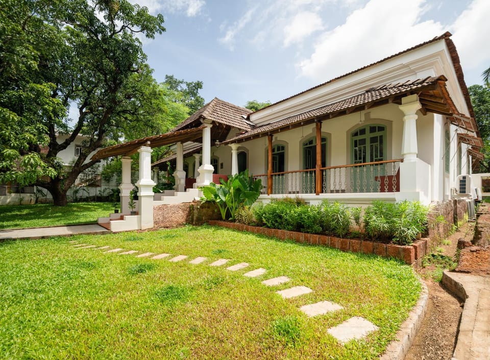 Property building, Garden
