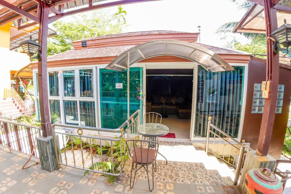 Property building, Balcony/Terrace