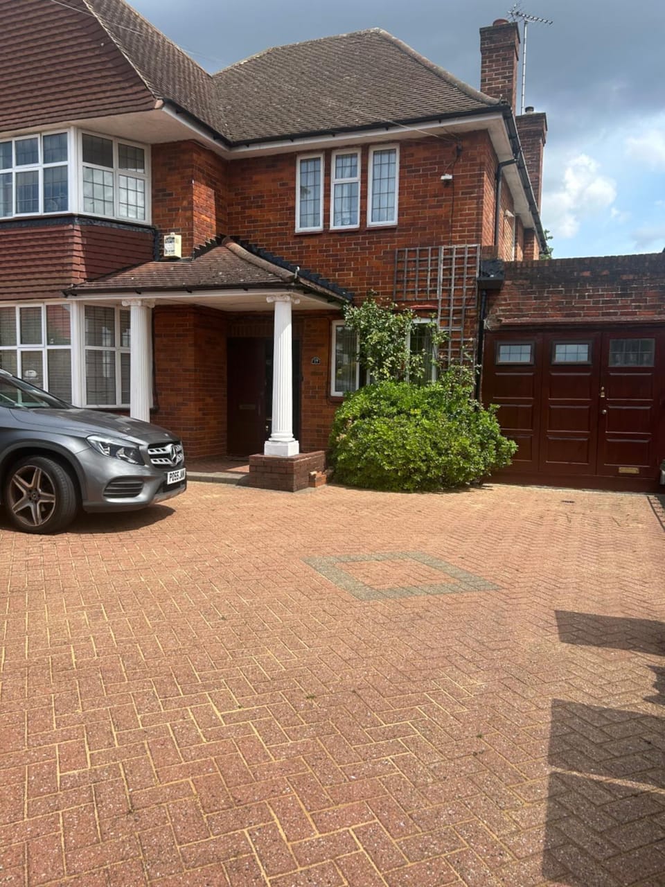 Property building, Parking