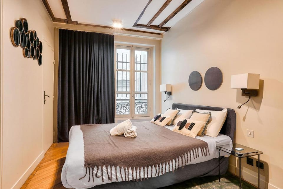 Urban Flat 73 - Luxury Parisian Flat near Les Halles Rivoli Apartment in Paris