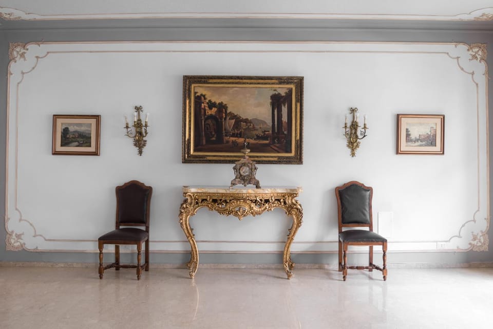 Decorative detail, hair dresser