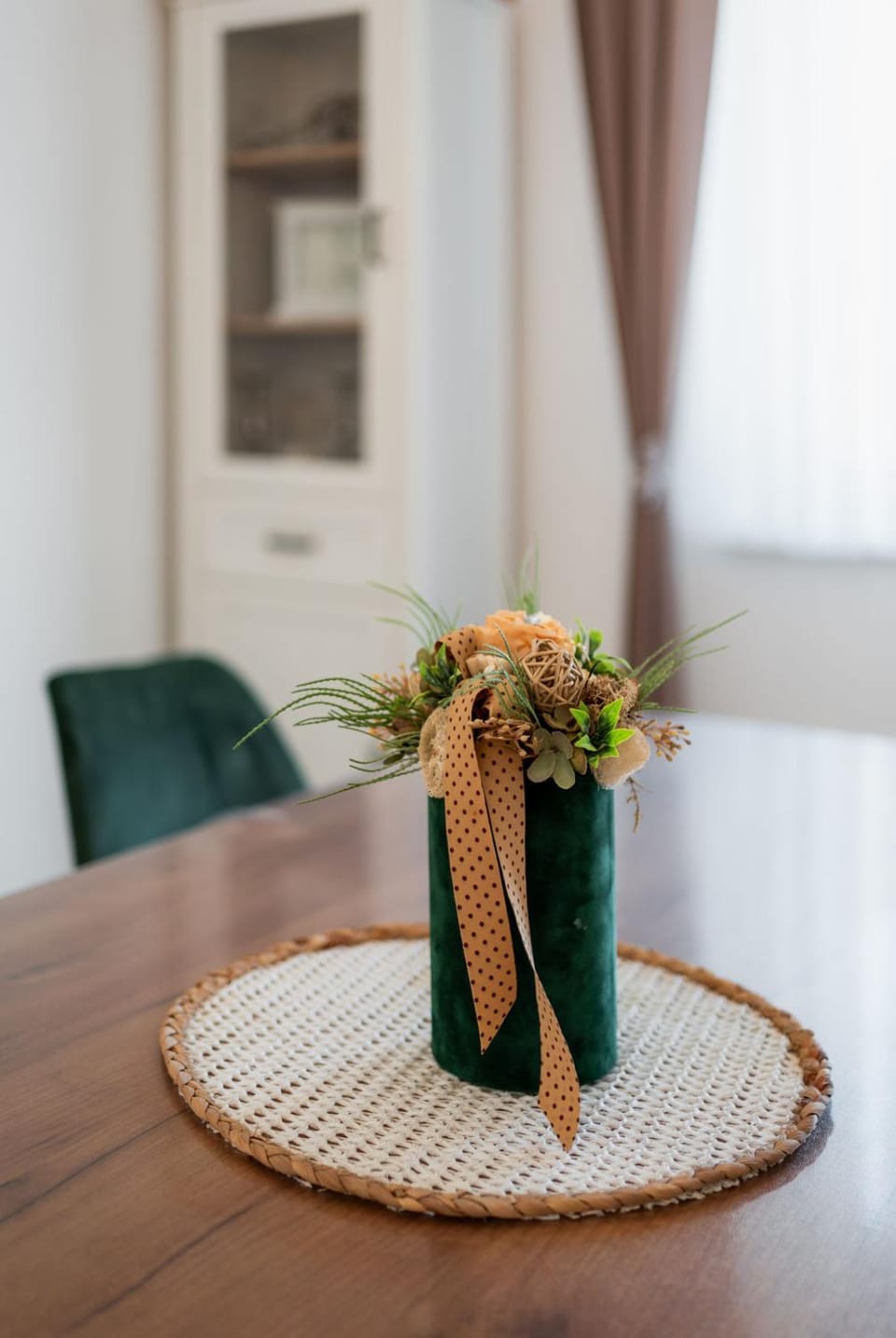 Decorative detail, Dining area