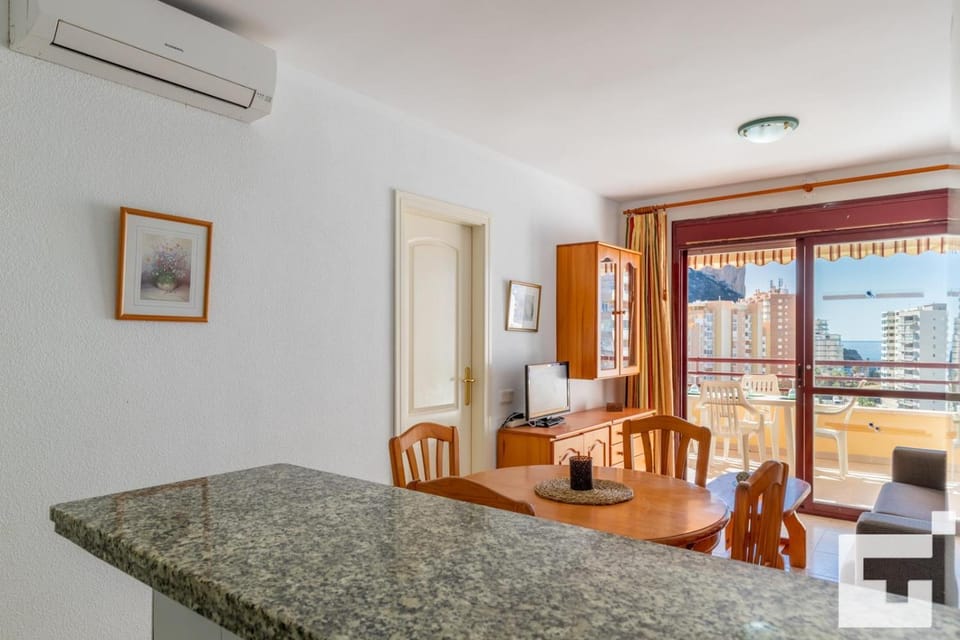 Bed, TV and multimedia, Other, Dining area
