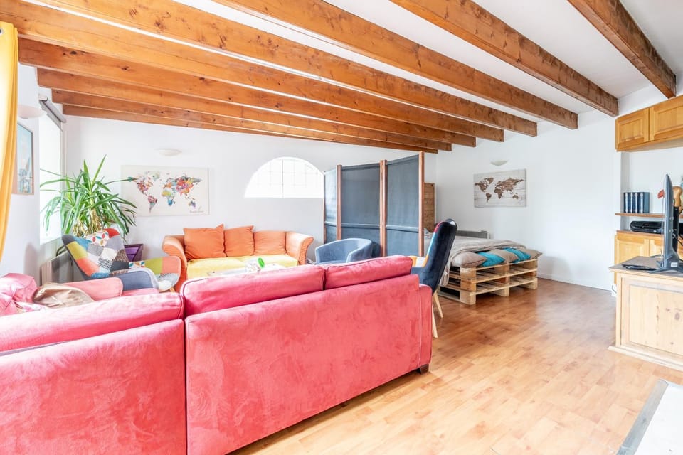 Property building, Living room