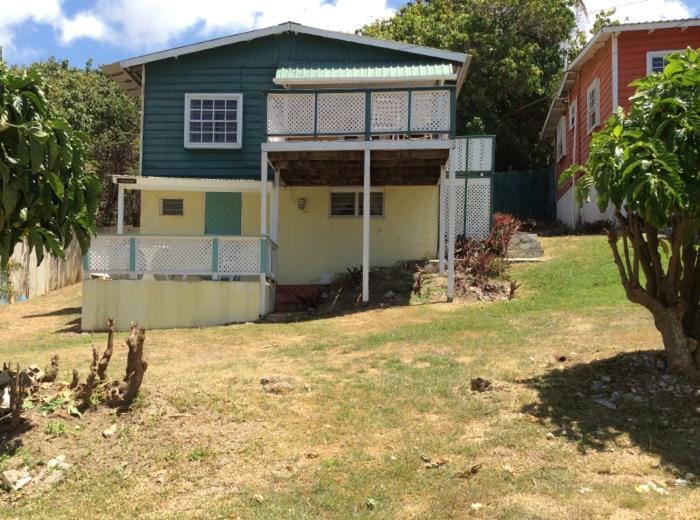 Property building, Day