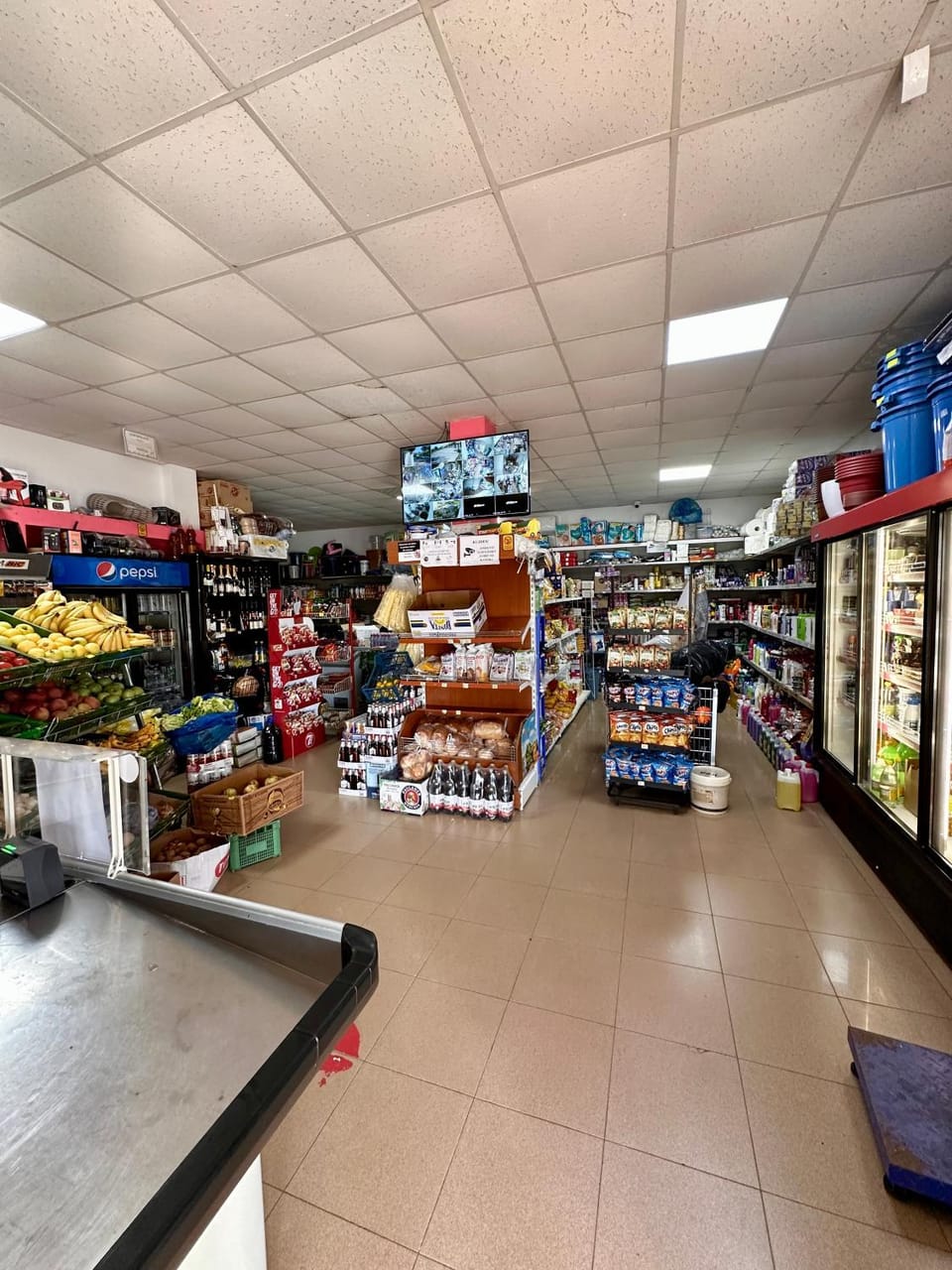 Property building, Supermarket/grocery shop