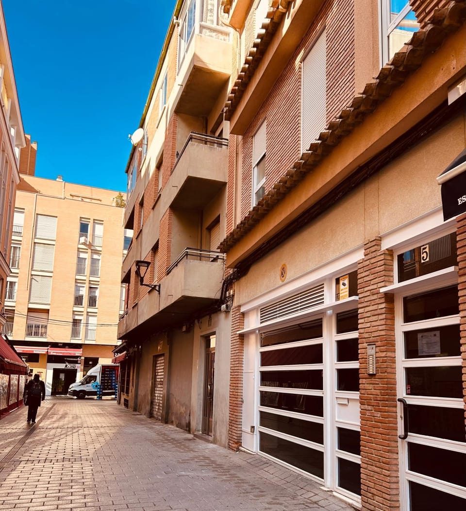 Property building, Facade/entrance