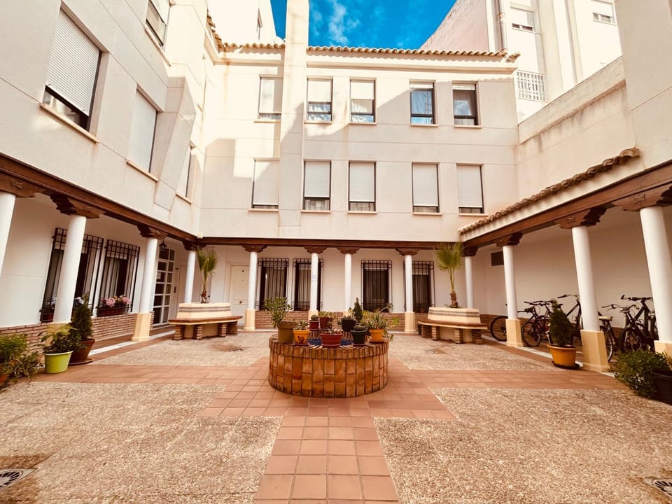 Patio, Inner courtyard view