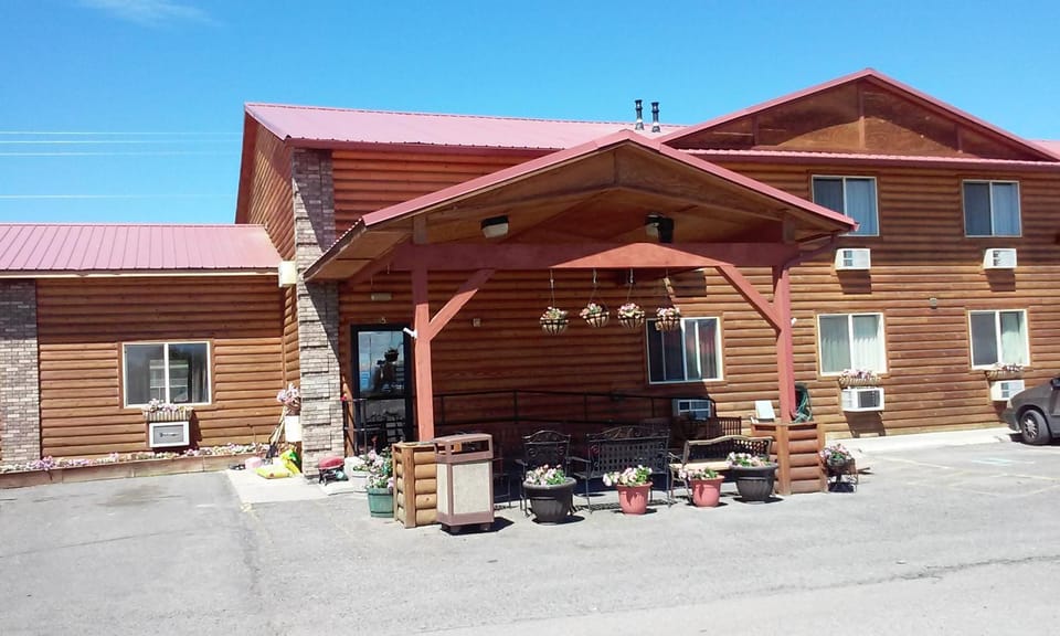 Property building, Day