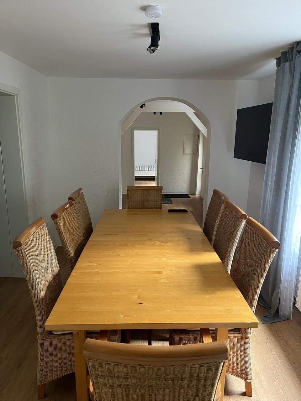 Communal lounge/ TV room, TV and multimedia, Seating area, Dining area