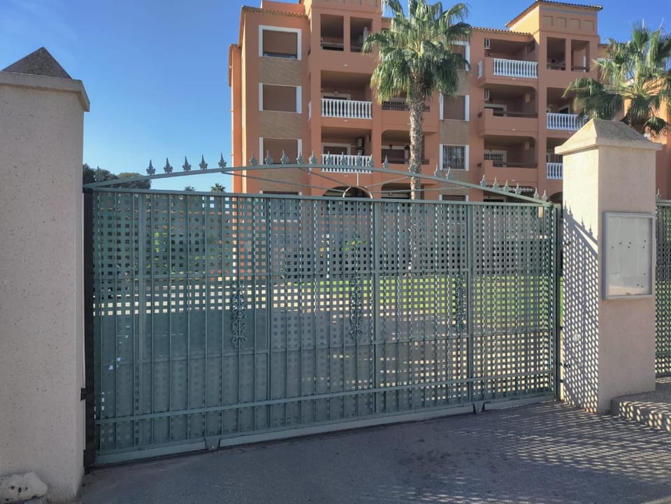 Las violetas - Golf Villamartin Apartment in Vega Baja del Segura