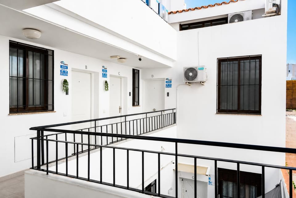 Patio, Facade/entrance