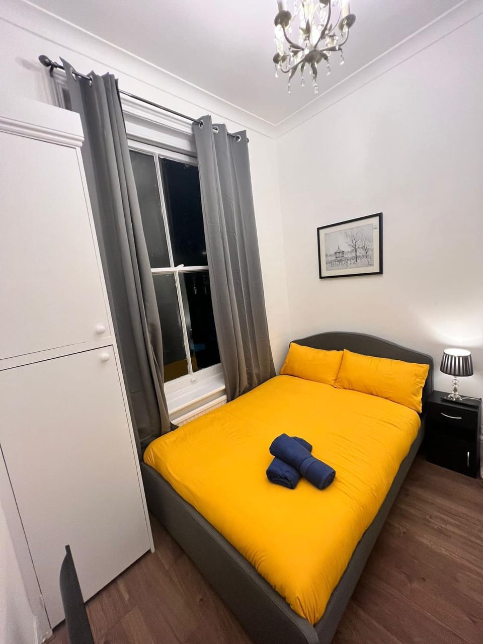 Iconic One Bed Apartment in Chiswick Apartment in Brentford