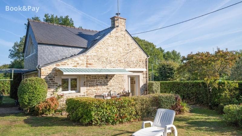 Maison paisible rythmée au chant des oiseaux House in Brittany