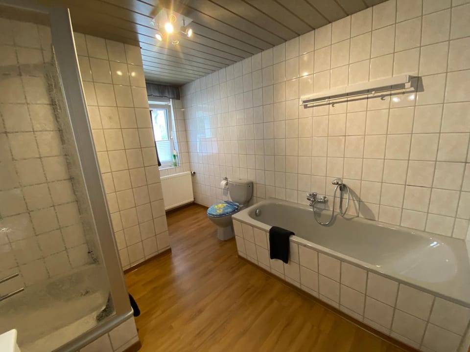 Toilet, Bathroom, Bath