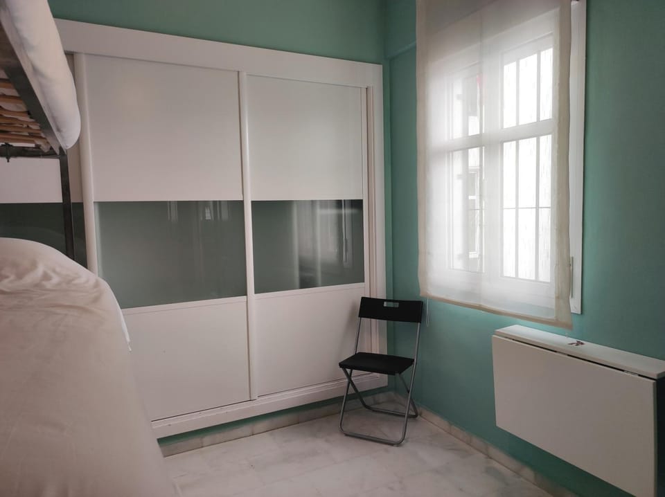 Photo of the whole room, wardrobe