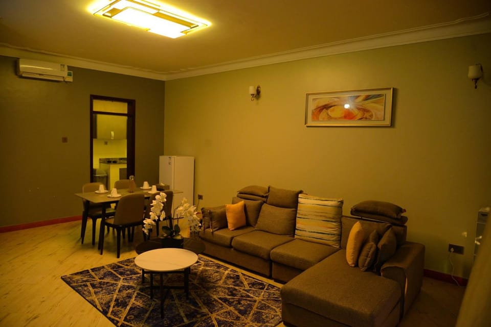 Communal lounge/ TV room, Living room, Seating area