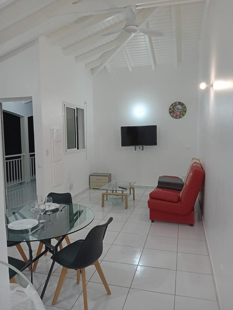 Communal lounge/ TV room, TV and multimedia, Living room, fireplace