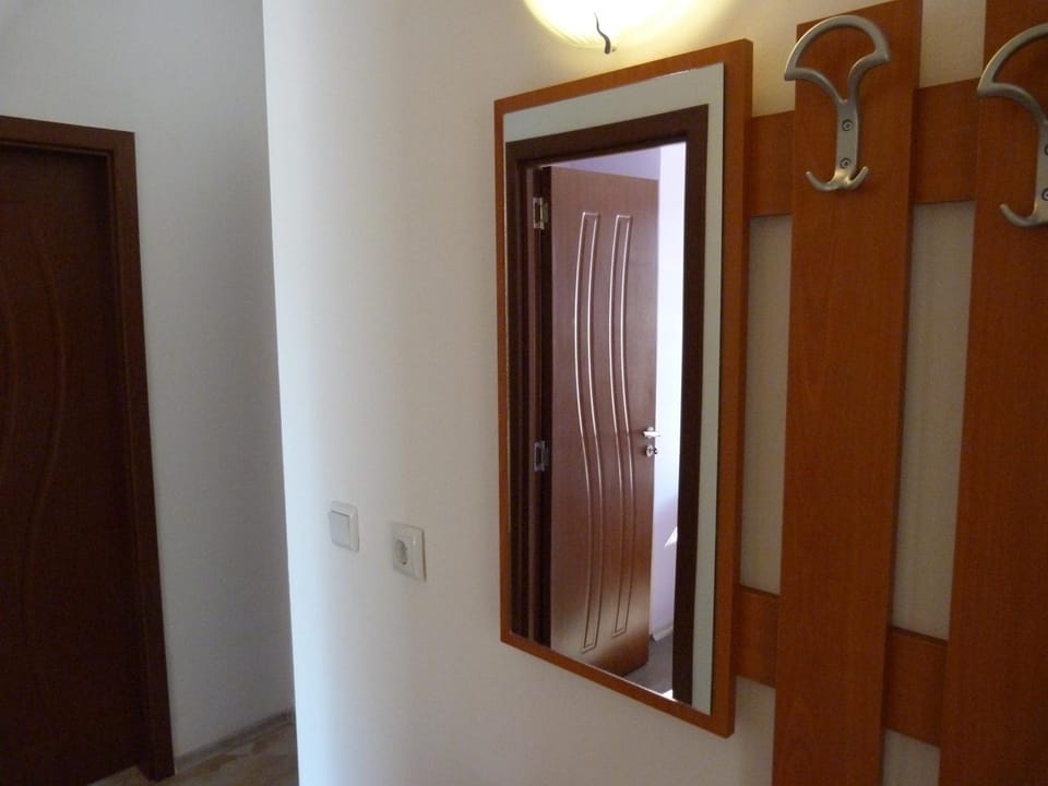 Property building, Area and facilities