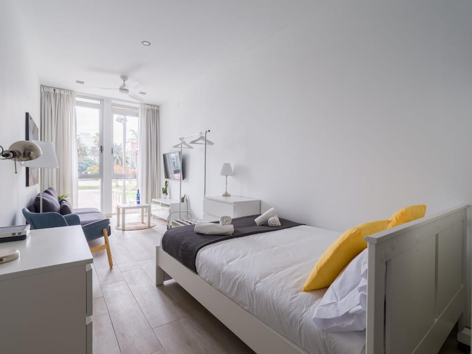 Bed, Bedroom