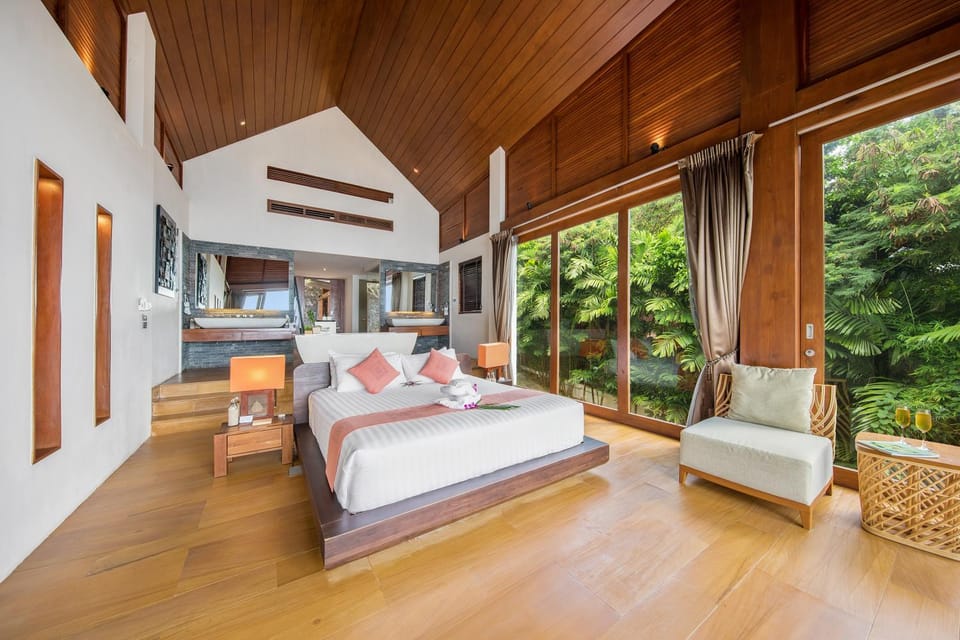 Bed, Photo of the whole room, Seating area, Bedroom, Garden view