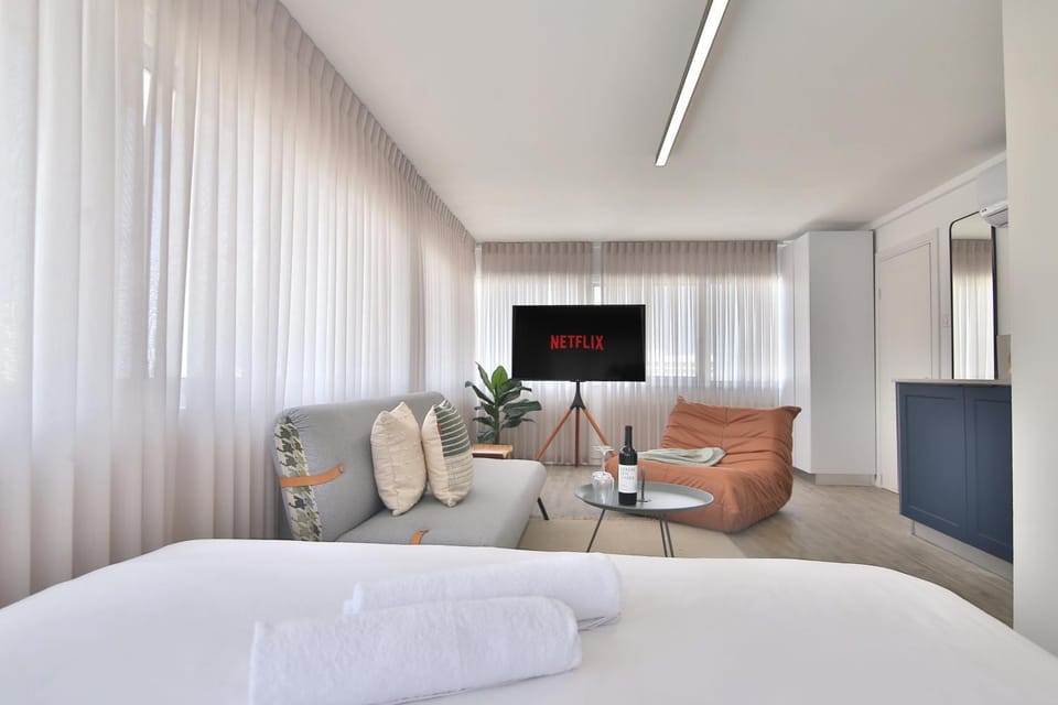 ROOFTOP 42 - Studio Apartment in Haifa