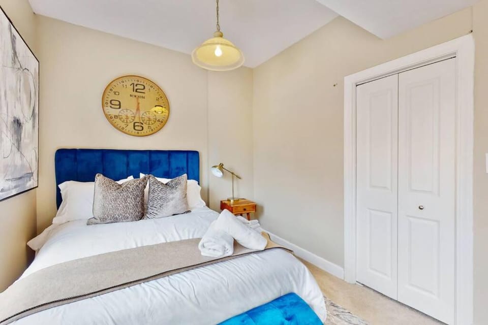 River North Deltee Apartment in River North