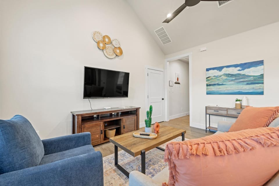 Longhorn Haus Apartment hotel in Fredericksburg