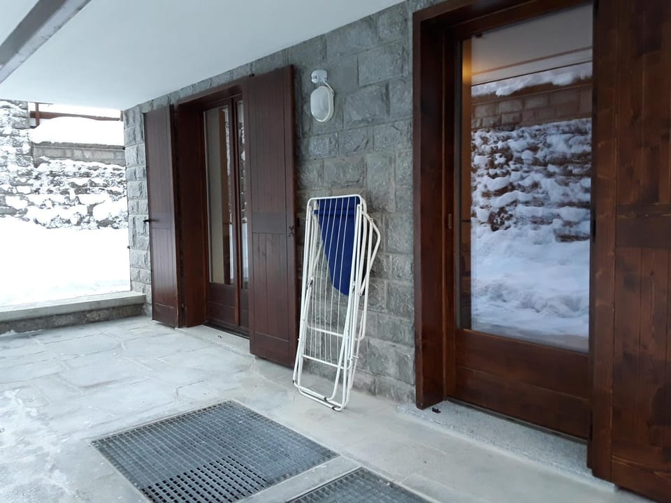 Property building, Balcony/Terrace