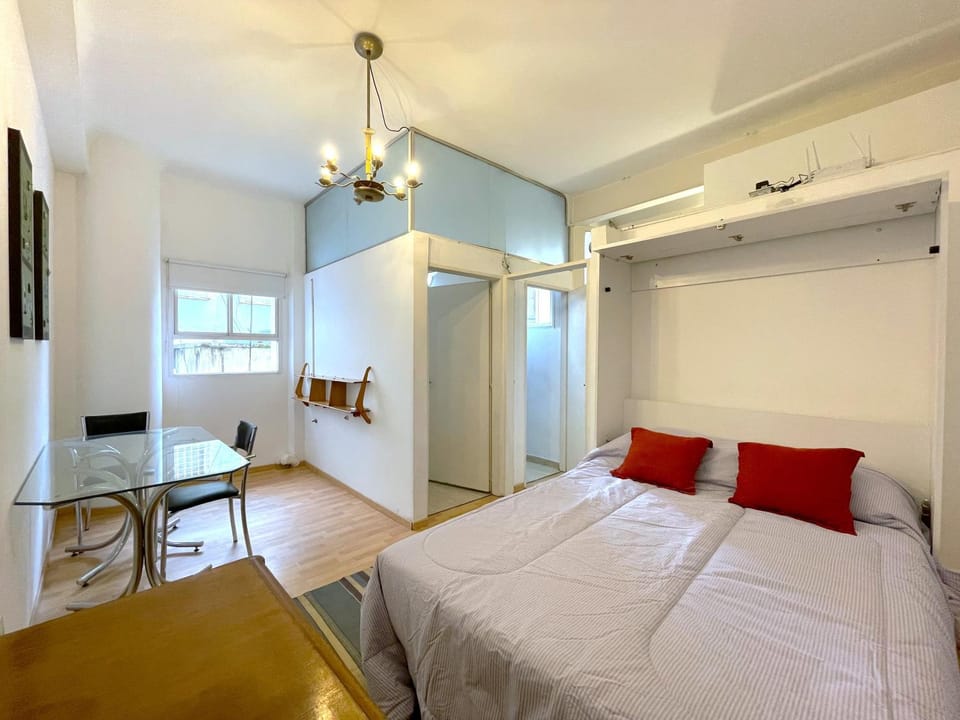 Bed, Photo of the whole room, Seating area, Bedroom, air conditioner
