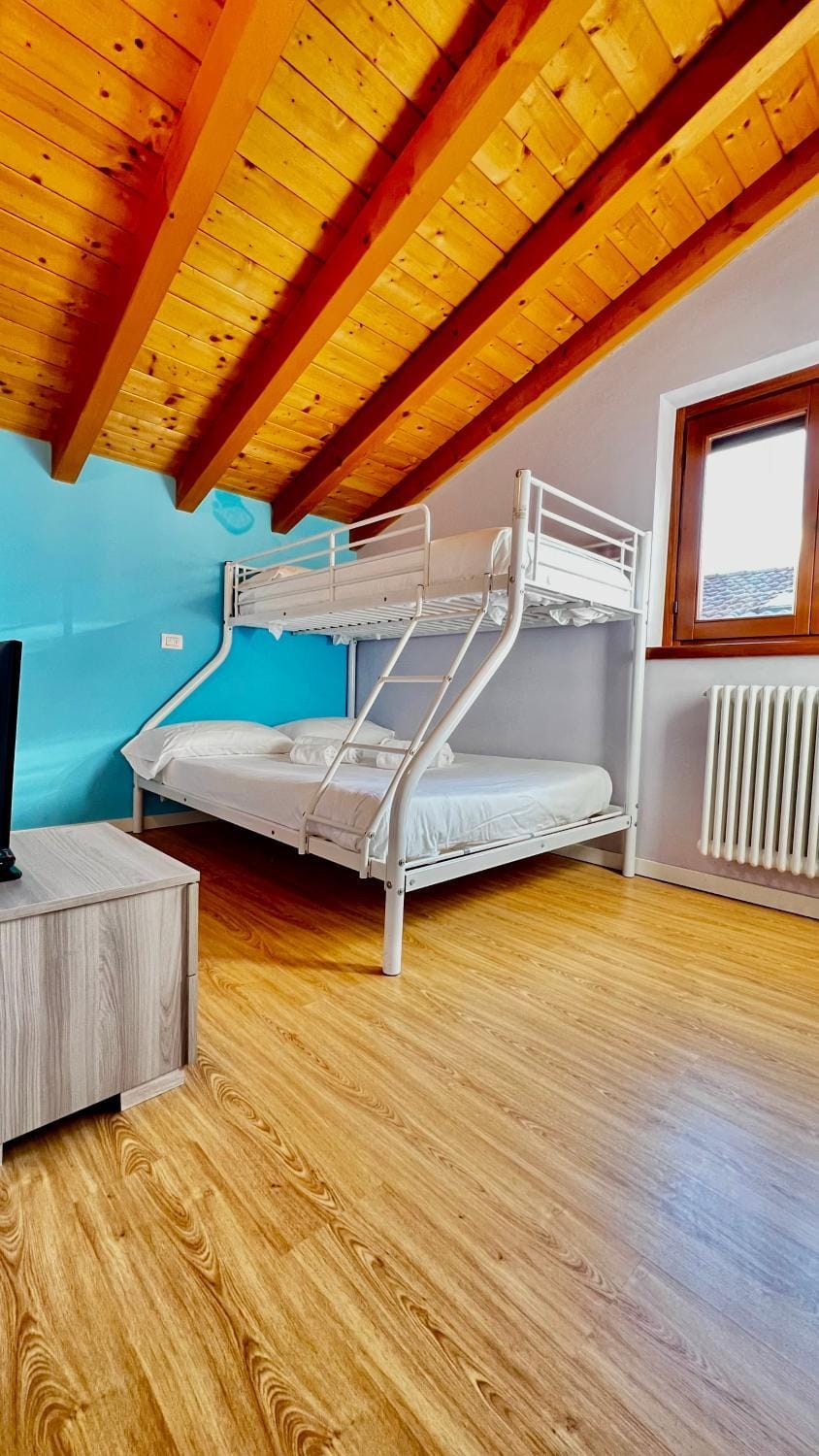 bunk bed