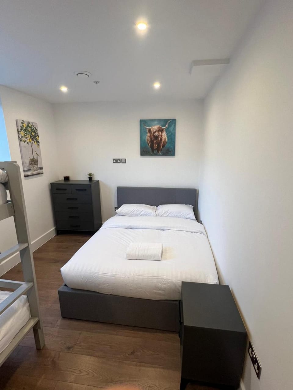 Sleep 10 London Chelsea Bridge Tower bridge WRC Apartment in London