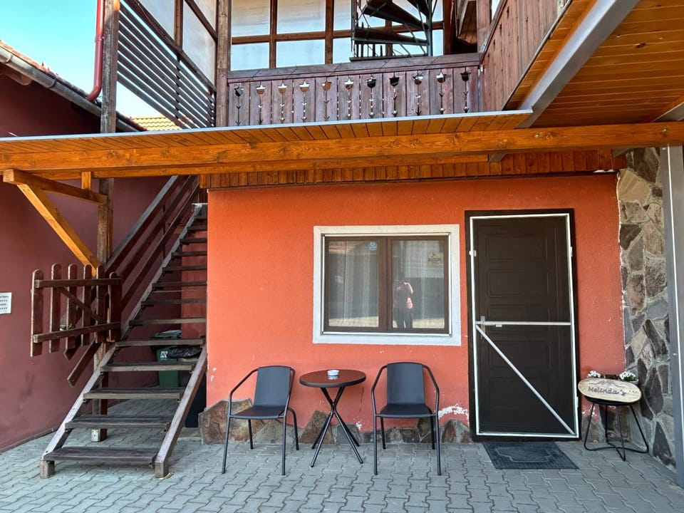 Pensiunea Melinda Bed and Breakfast in Romania